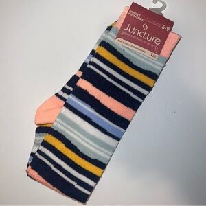🧦 🛍️ 5/$20 - Women’s Juncture Striped Casual Socks - Multicolor